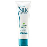 Kanebo / Silk Moist Essence Facial Wash / Пенка для умывания лица с коллагеном и ароматом мяты